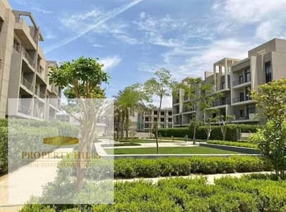 امتلك شقتك في كمبوند فيفث سكوير التجمع  بجوار التسعين الشمالي والجامعة الأمريكية استلام فوري