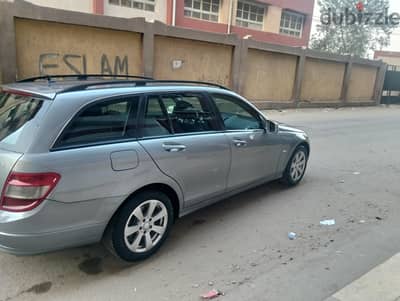 مرسيدس بنز سي 180 2010