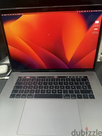 MacBook pro 2017 15 inch