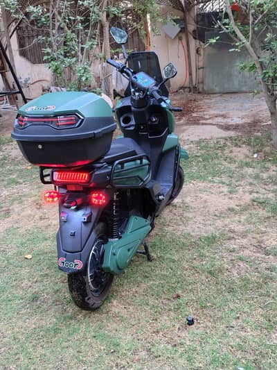 Oy Fly Electric scooter 3000w