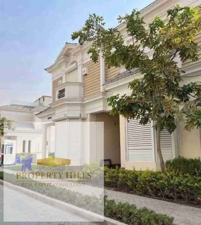 Villa for sale ready to deliver and for viewing in Mountain View  • Unit Type: townhouse • Built-up Area: 250m² • Location: Mountain View – New Cairo • Status: Ready for viewing  Project Features:  Prime location in the heart of New Cairo  Modern designs