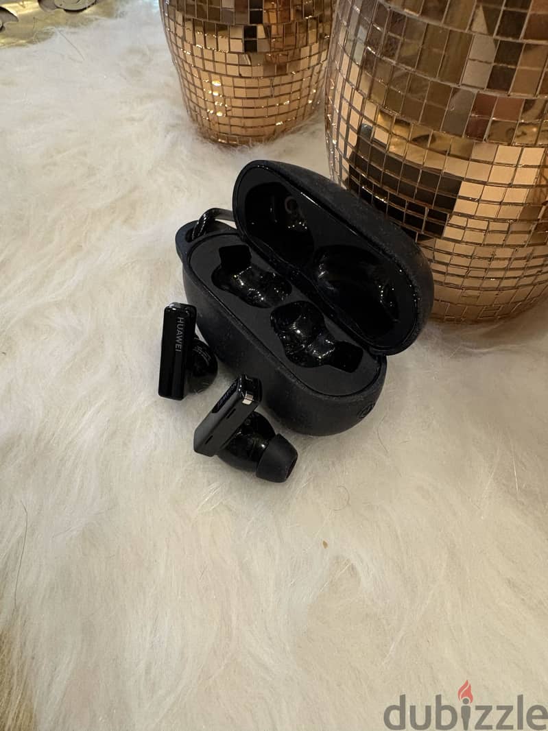 Huawei free buds pro 5