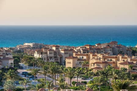 شاليه 150 متر + 60 متر حديقه فى لافيستا باى الساحل الشمالي بالقرب من مدينة العلمين الجديدة وبجوار قرية سيزر سوديك