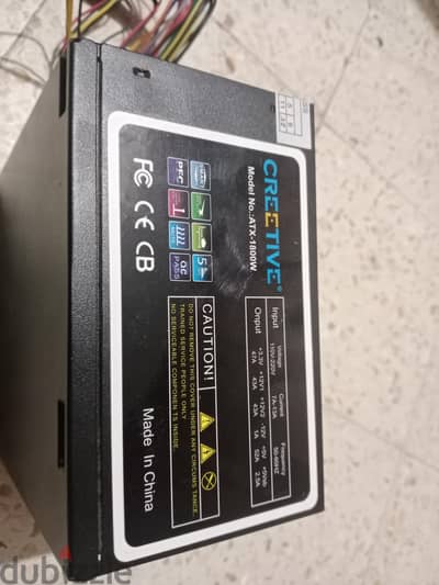 باورسبلاي من ماركه creetive وموديلATX-1800w