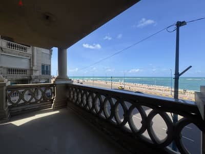 شقة بحرية مباشر | مفروشة بالكامل | المندرة - الإسكندرية