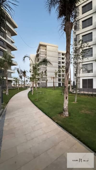 شقه للبيع بمدينه نور مساحه 119متر بفيوو تحفه جااااااردن  بجوار الخدمات مباشر اتجاه   بحري صريح 