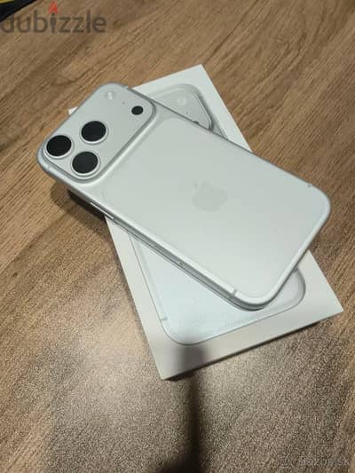 Iphone 17 pro 256 2 years warranty