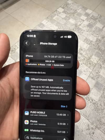 آبل - آيفون 15 برو