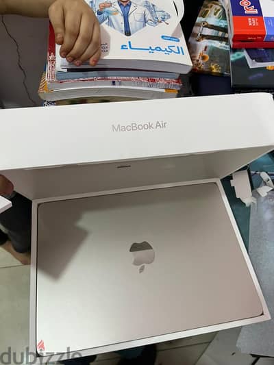 ماك بوك air m4 2025