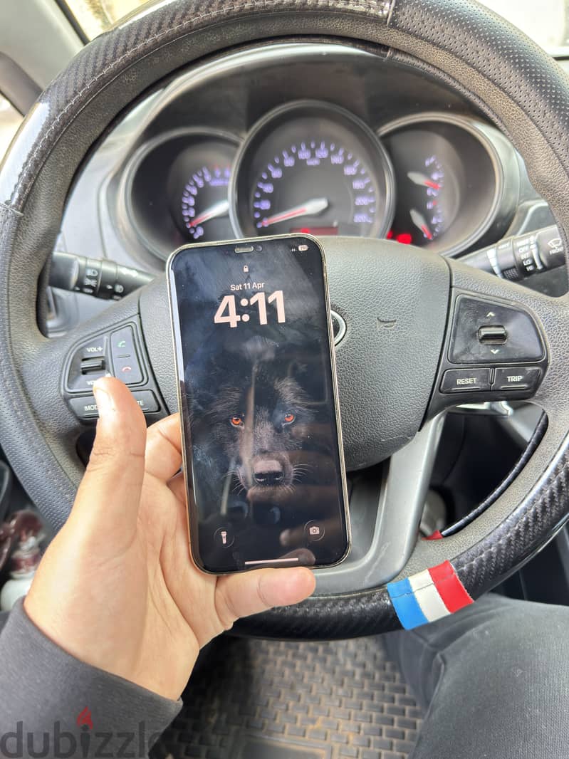 Iphone 12 pro max 1