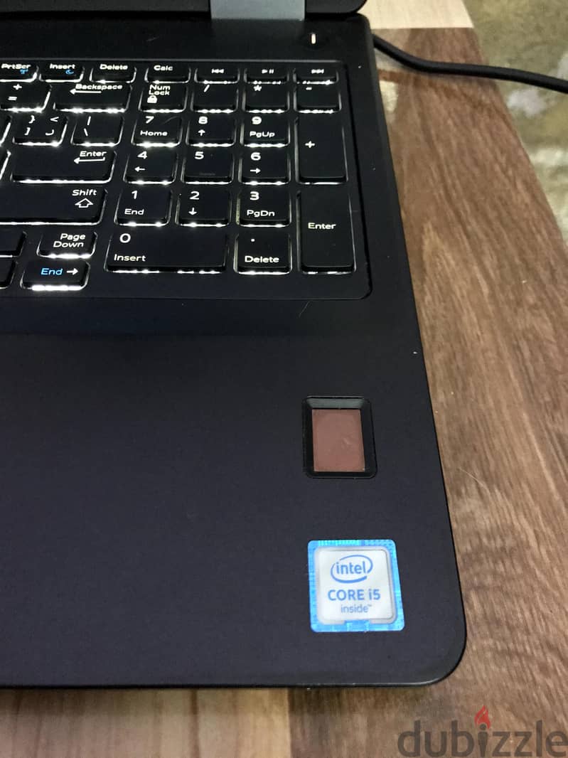 DELL latitude E5570 4