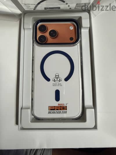 جراب ايفون ١٧ برو ماكس جديد بالعلبه لم يستخدم  لون كحلي يدعم mgsafe