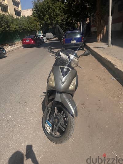 scooter sym st 200 سكوتر