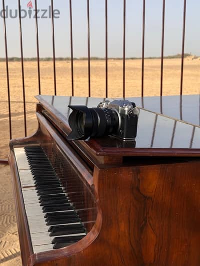 fujifilm xt4 with 18-55mm lens