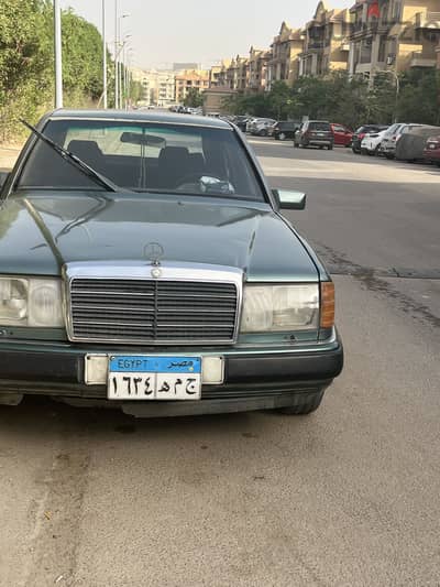 Mercedes-Benz E230 1988