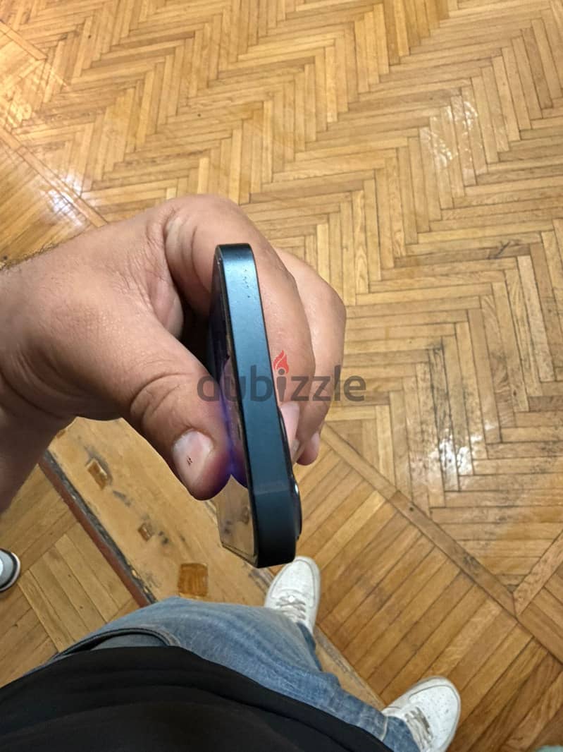 IPhone 13 1