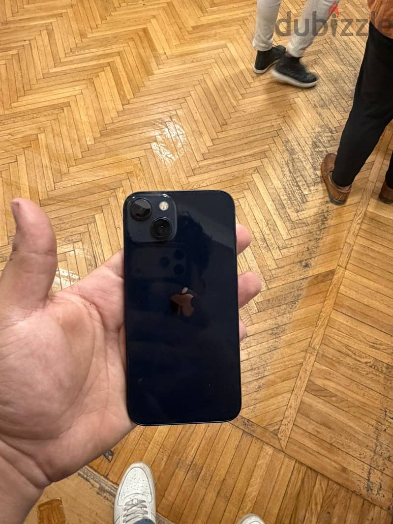 IPhone 13 2