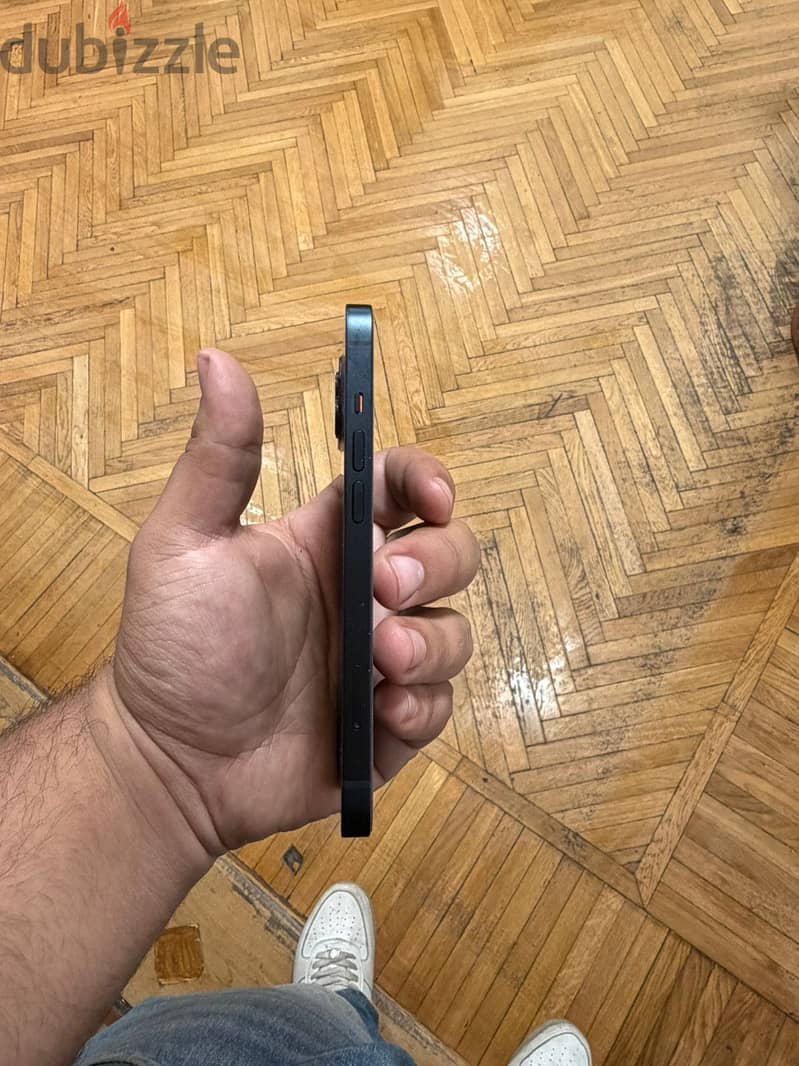 IPhone 13 5