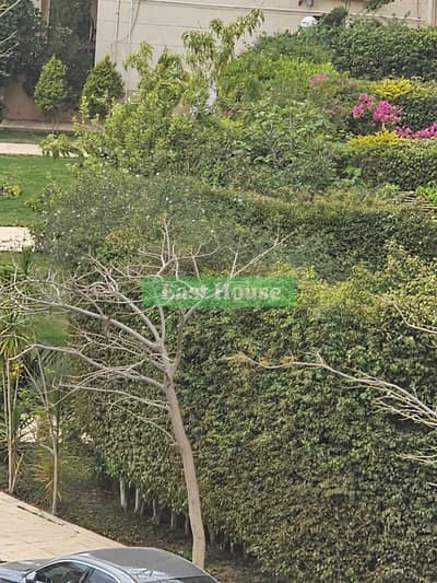 Apartment for sale in Al Rehab City, 90 sq m Second floor apartment with a large garden view High-end finishing Prime location. The apartment consists of two bedrooms and a bathroom. Contact: