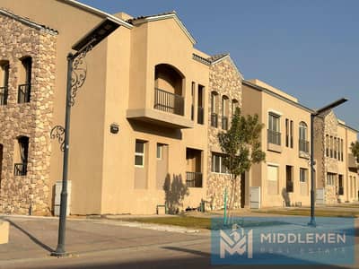 تاون هاوس ميدل 270متر استلام فوري لوكيشن مميز في كمبوند جرين سكوير المستقبل ستي بجوار مدينتى - lavenir mostakbal city