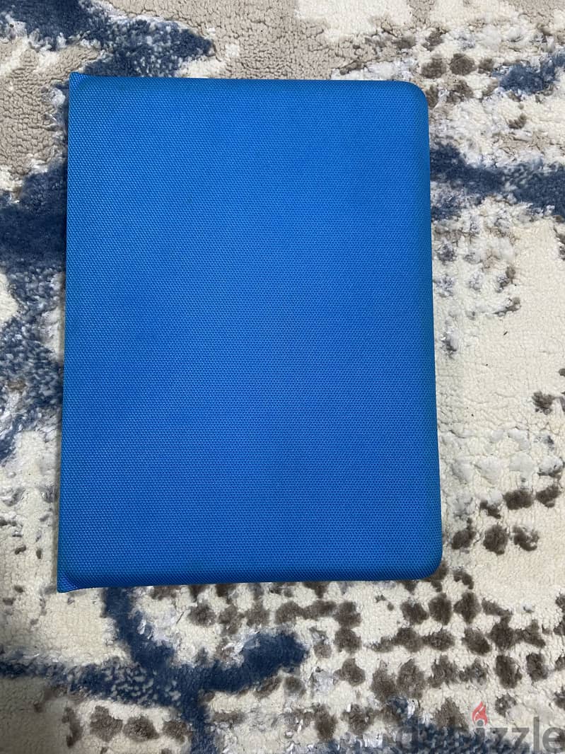 Logitech keyboard-case with Apple Pencil Bracketing for pour iPad Pro 9