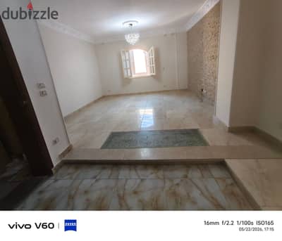 Apartment for rent in West Sumid, Villa and Palaces area, with kitchen and one air conditioner