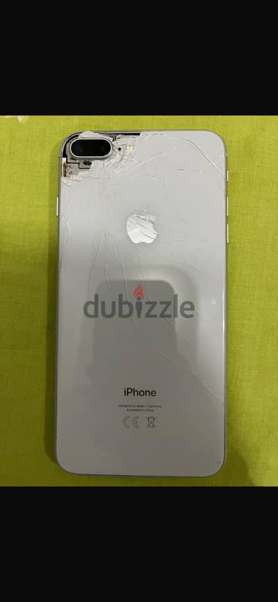 Iphone 8 plus للبيع