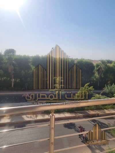 شقه 2 غرفه للايجار في كمبوند ايزي لايف بالتجمع الخامس بسعر 25000 ج