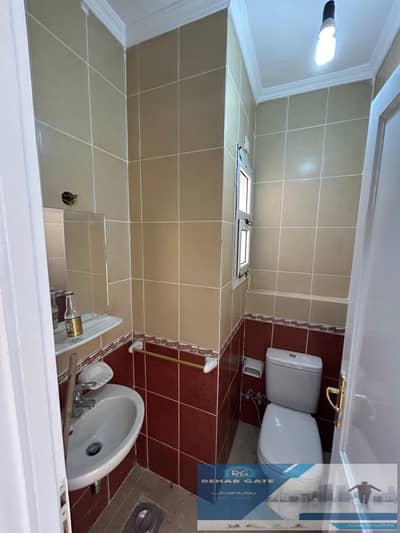 For sale in Al Rehab City at a bargain price, 119 meters in the seventh block, open view