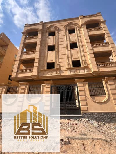 شقة للبيع مدينة العبور الحي التاسع-  220 متر اول بلكونة عباس العقاد