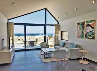 First row on the sea! Chalet ready for immediate delivery, fully finished VIP, ready for viewing and handover | North Coast, New Alamein, next to Rixo