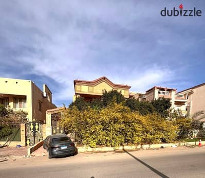 فيلا مميزة للإيجار بكمبوند الجوهرة – الشروق