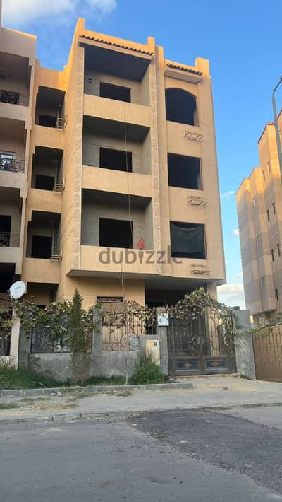 فيلا/بيت كامل في جاردينيا هايتس بواجهتين مش مجروحة نهائياً (المالك)