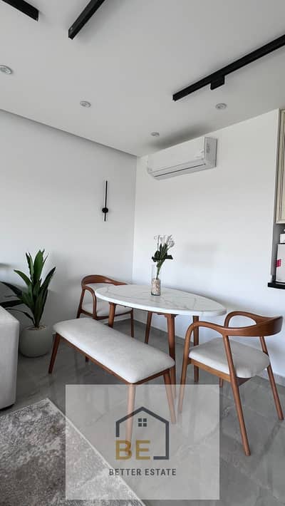 للإيجار المفروش في كمبوند ليك فيو ريزيدنس (Lake View Residence)