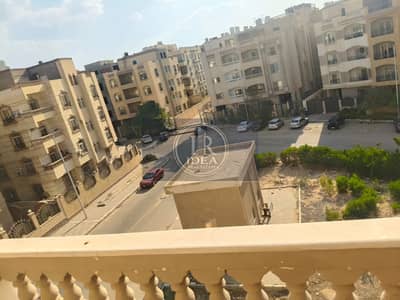 شقه مميزه للايجار زيزينيا المستثمرين الجنوبيه ٢ قريبه من الجامعة الأمريكية و بجوار مدارس بريستون و ريتاج و رويال انترناشيونال و ال ياسر و مول the spot