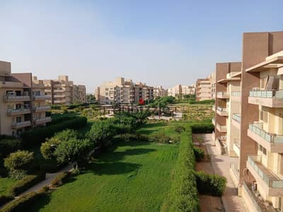 شقه 240 متر للايجار في كمبوند وصال فيوز