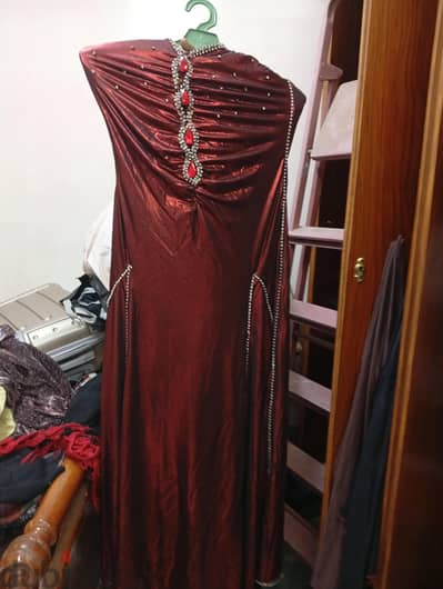 فساتين سهره جديده بسعر 1100 جنيه