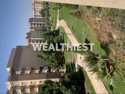 للبيع كاش في اميز مواقع مدينتي B11 بڤيو جاردن مميز وسعر لقطه  غير موجد في السوق Madinaty B11