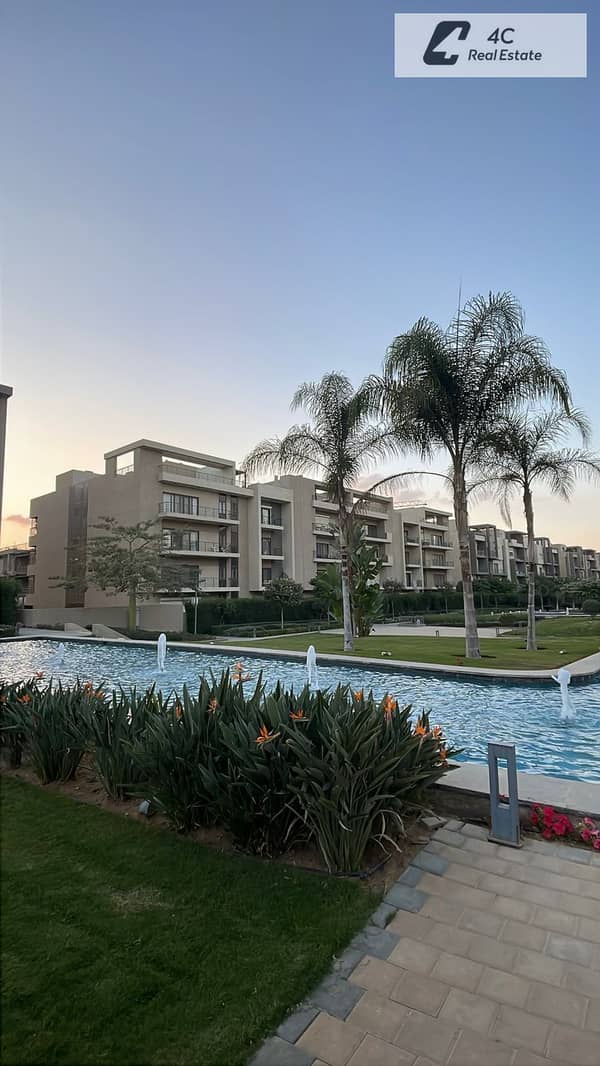 Apartment 160m 3 bdr ready to move super lux finishing with ACs kitchen  prime location in Al Marasem Fifth Square Fifth Settlement