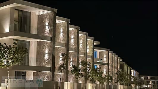 شقة جاهزة للسكن الفوري في مارينا 5 على الشاطئ المجاور لفندق ريكسوس في العلمين، مع إمكانية التقسيط حتى 5 سنوات. أحدث العروض بهذا السعر