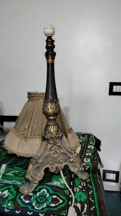 أباچوره انتيك