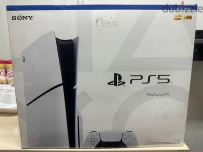 PS5 slim 1 TB - CD - new sealed سليم 1 تيرا جديد متبرشم مع CD امريكي