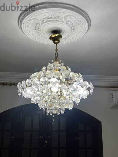 نجف كرستال حر للبيع  وارد من الكويت