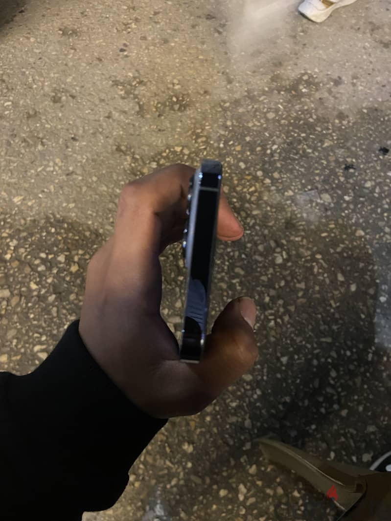 iPhone 13 Pro Max 256 5