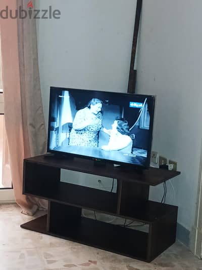 شاشة سمارت ٣٢ بوصة للاتصال 01006224214
