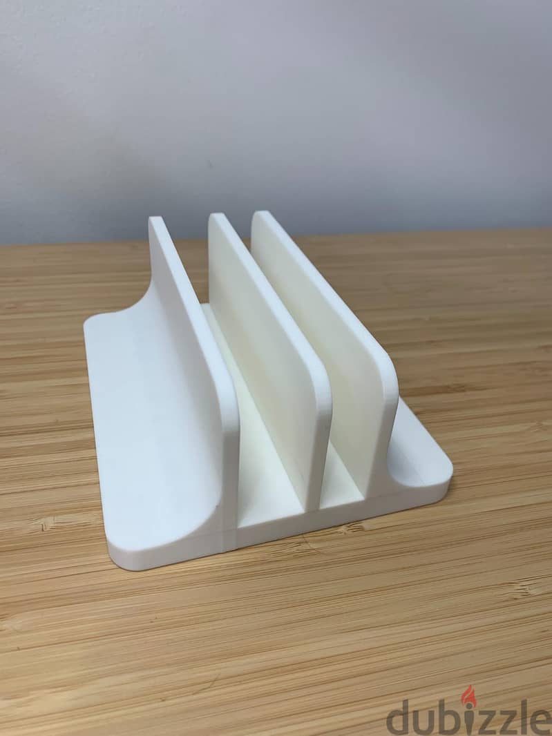 Vertical Laptop Stand (2 laptops) 1