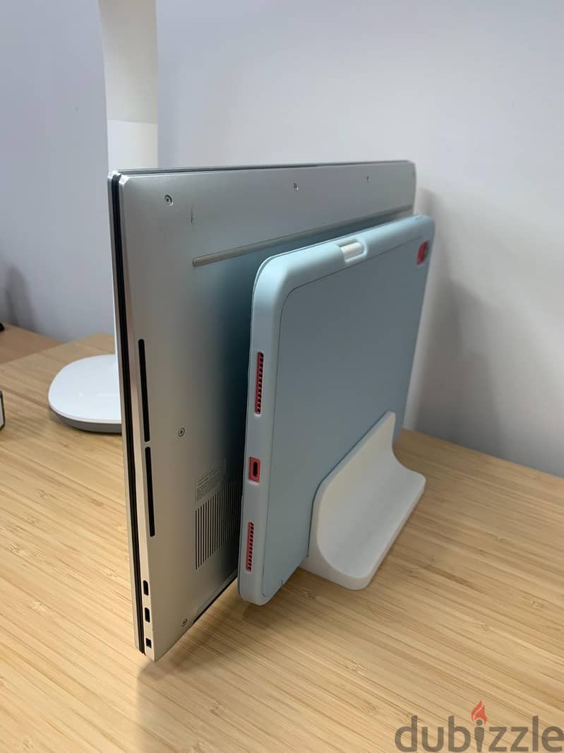 Vertical Laptop Stand (2 laptops) 3