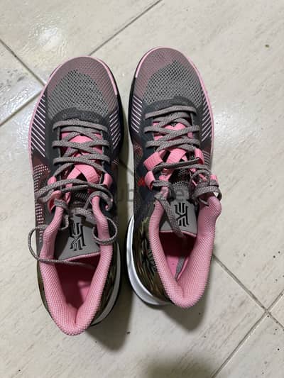 Nike kyrie flytrap
