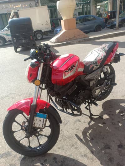 ڤيجوري 200 حلتها كويسه مشيه 18 الف  كيلو