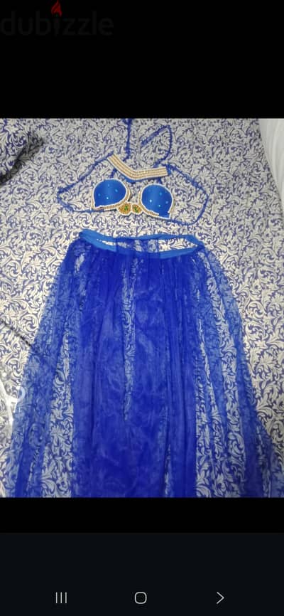 بدلة رقص مقاس كبير
